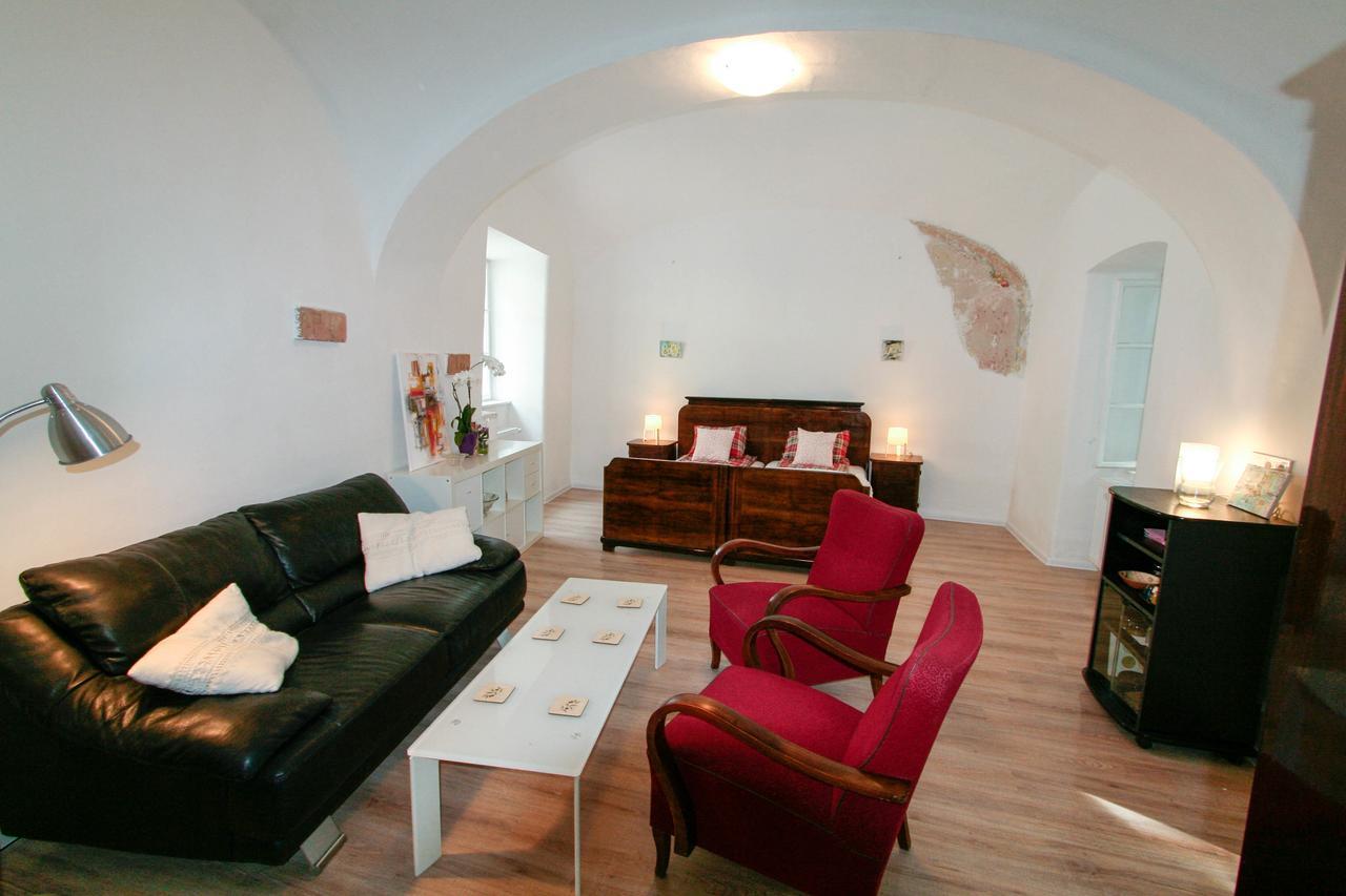 Galéria Apartman Veszprém Exterior foto